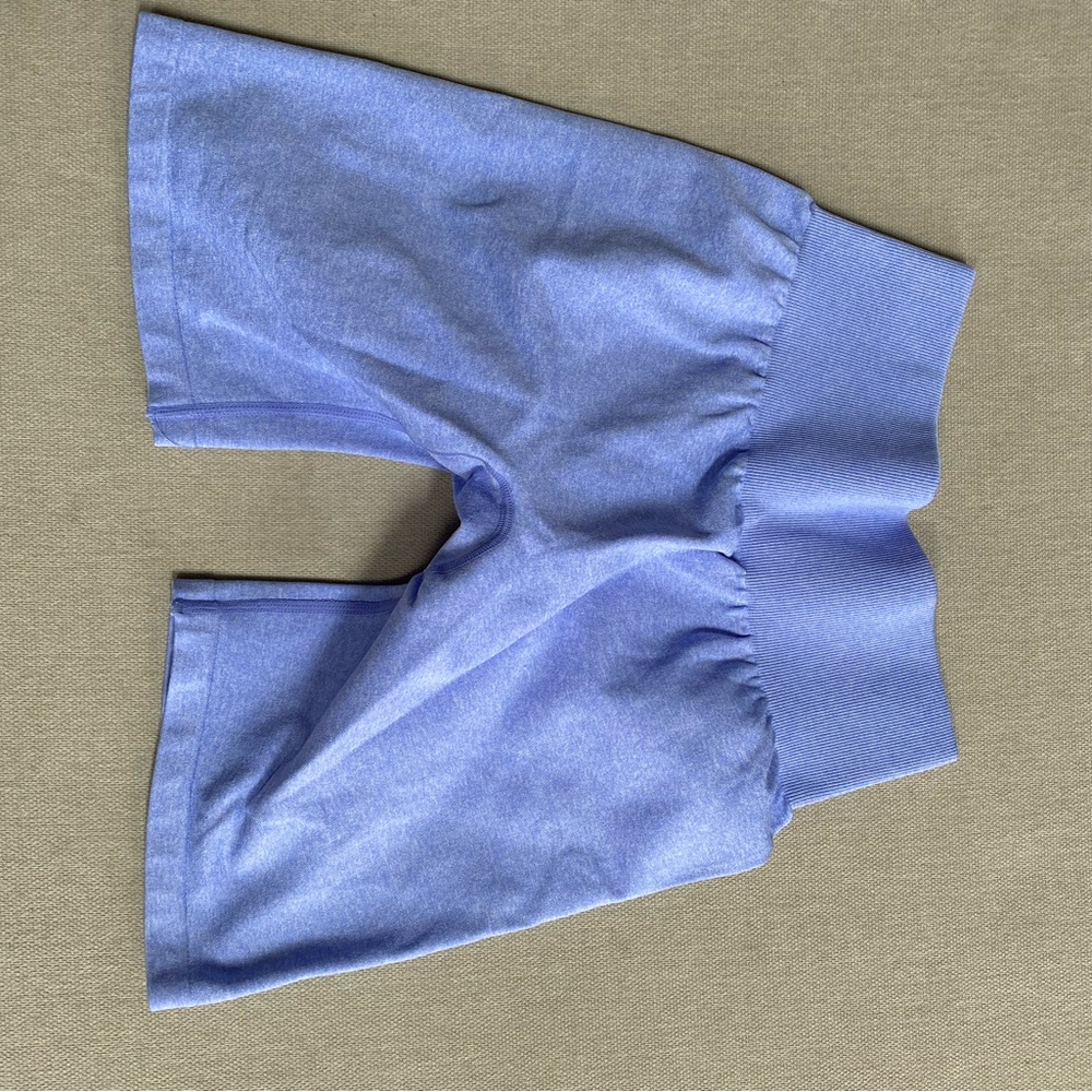 NVGTN Periwinkle Scrunch Seamless Shorts